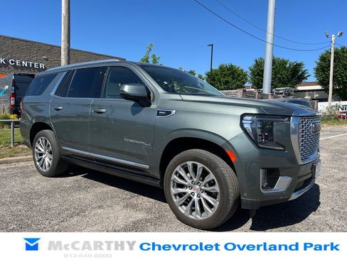 Used 2023 GMC Yukon Denali w/ Denali Reserve Package AWD/4WD image 1