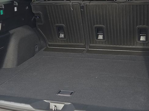 New 2026 Subaru Outback Limited image 9