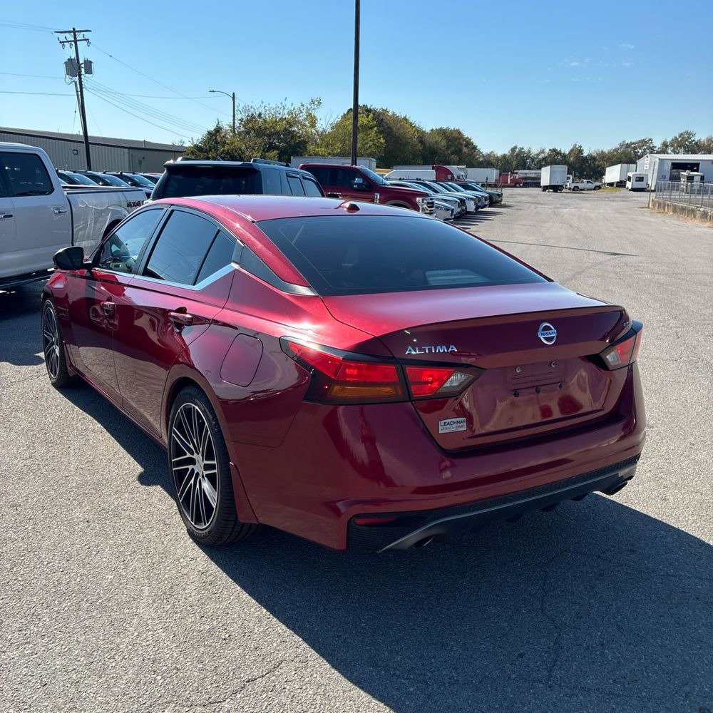 Used 2019 Nissan Altima 2.5 SR w/ SR Premium Package FWD image 4