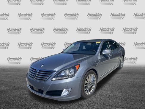 Used 2014 Hyundai Equus Signature RWD image 5