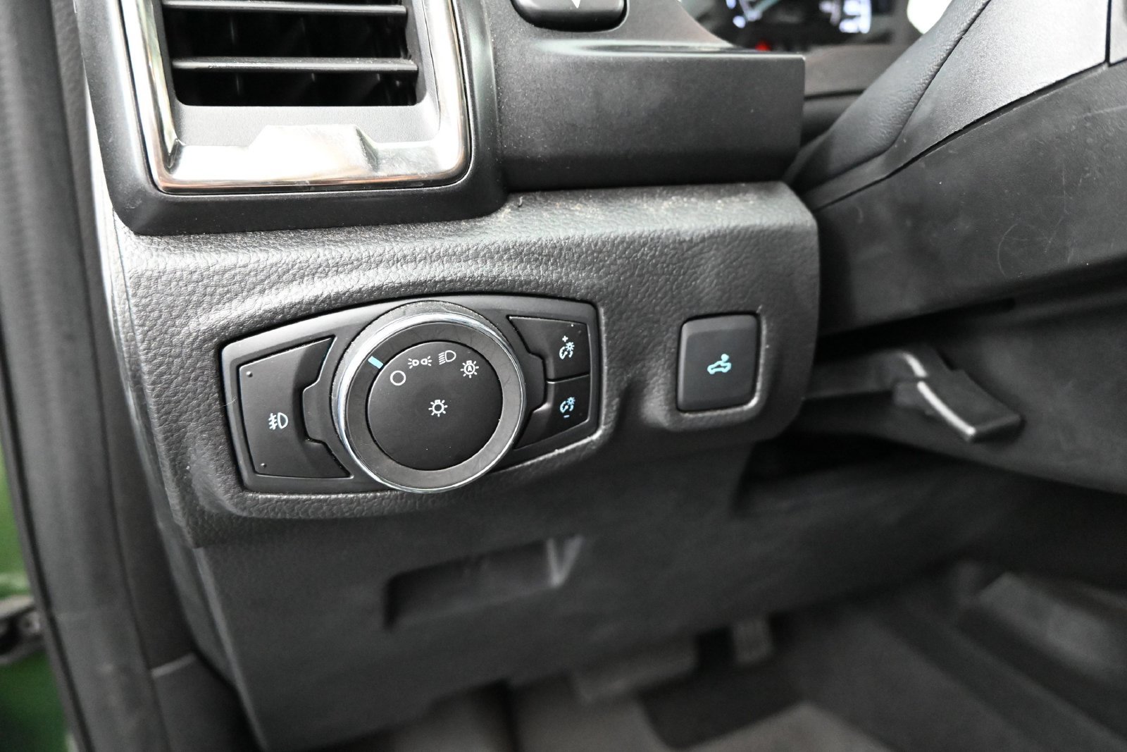 Used 2023 Ford Ranger Lariat w/ Equipment Group 501A High AWD/4WD image 6