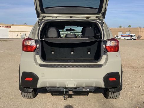 Used 2017 Subaru Crosstrek 2.0i Premium image 24