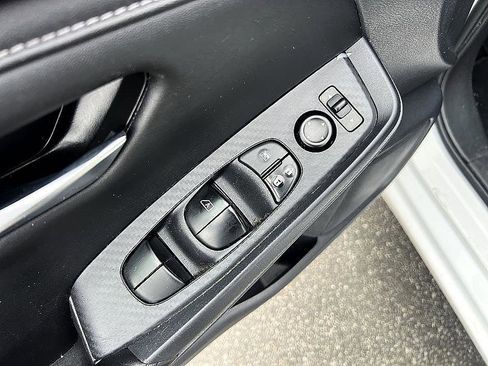 Certified 2024 Nissan Sentra SV image 20