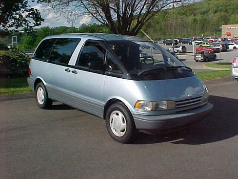 Used 1991 Toyota Previa LE image 28