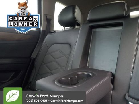 Used 2025 Volkswagen Atlas SE image 26