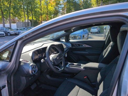 New 2026 Chevrolet Equinox EV LT w/ Comfort Package image 28