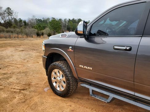 Used 2020 RAM 2500 Laramie image 21