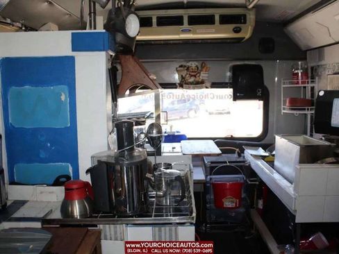 Used 2006 Ford E-450 and Econoline 450 RWD image 23