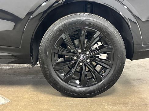 Certified 2025 Buick Envista Sport Touring image 14