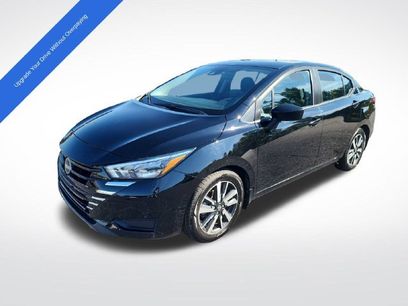 Used 2025 Nissan Versa SV w/ Trunk Package