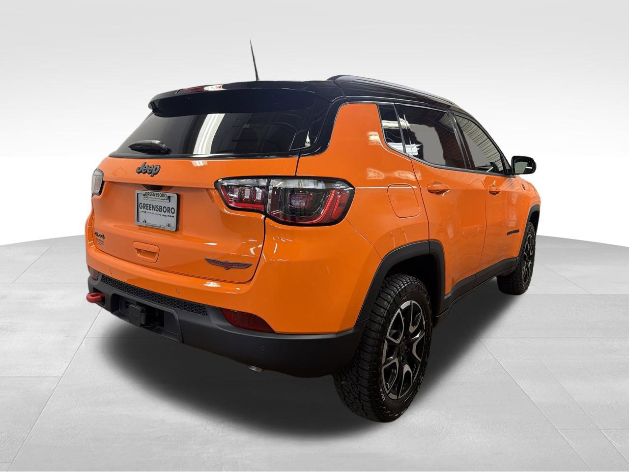 New 2026 Jeep Compass Trailhawk w/ Sun, Sound & Navigation Group AWD/4WD image 7