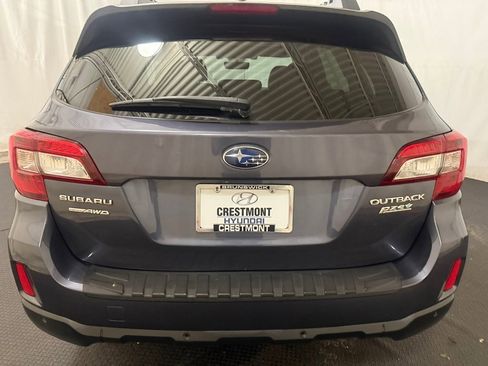 Used 2017 Subaru Outback 2.5i Limited image 9