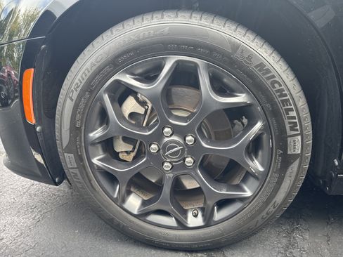 Used 2022 Chrysler 300 Touring L w/ Popular Equipment Group image 32