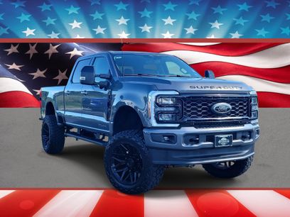 Used 2025 Ford F250 Lariat w/ Black Appearance Package
