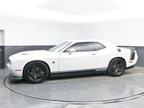 Used 2020 Dodge Challenger R/T Scat Pack w/ Plus Package RWD image 11