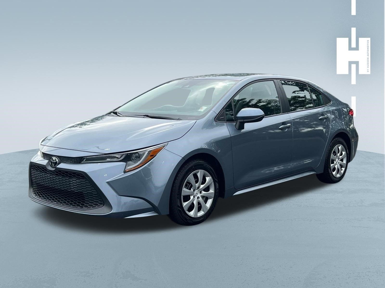 Used 2020 Toyota Corolla LE FWD image 3