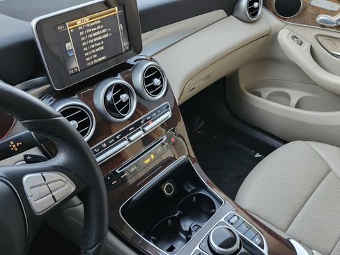Used 2017 Mercedes-Benz GLC 300 w/ Premium 1 Package image 29