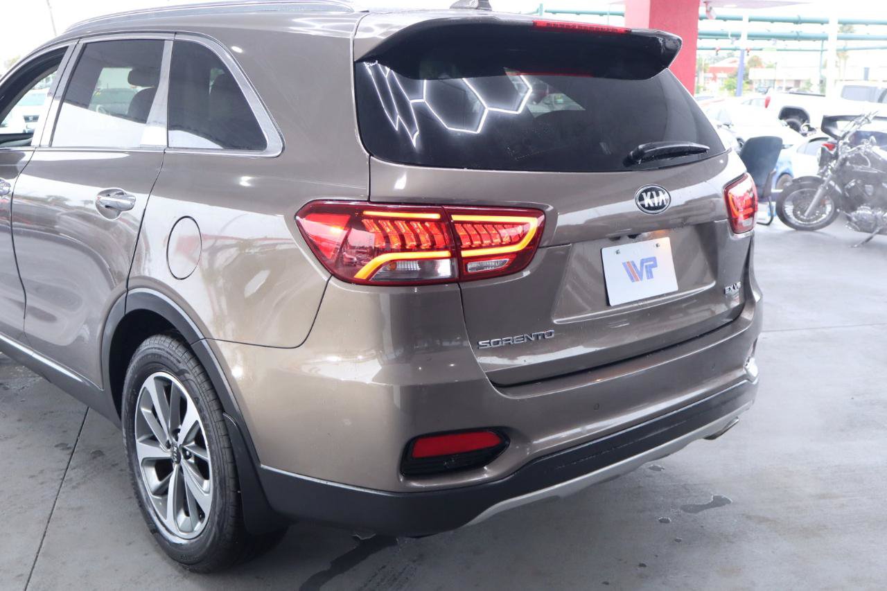 Used 2019 Kia Sorento EX w/ EX Touring Package FWD image 9