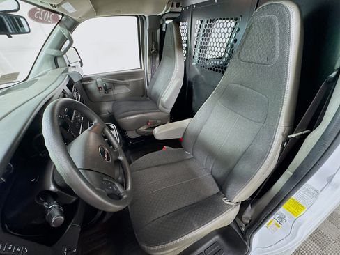Used 2025 GMC Savana 2500 w/ Driver Convenience Package RWD image 12