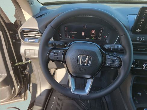 New 2026 Honda Pilot Touring image 36