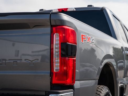 Certified 2024 Ford F250 Lariat w/ Chrome Package AWD/4WD image 16