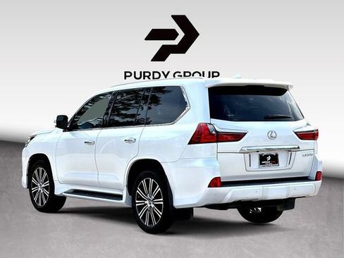 Used 2020 Lexus LX 570 4WD w/ Luxury Package image 6