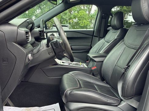 Used 2023 Ford Explorer ST w/ Technology Package AWD/4WD image 9
