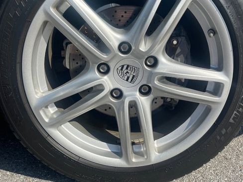 Used 2011 Porsche Panamera 4 image 24