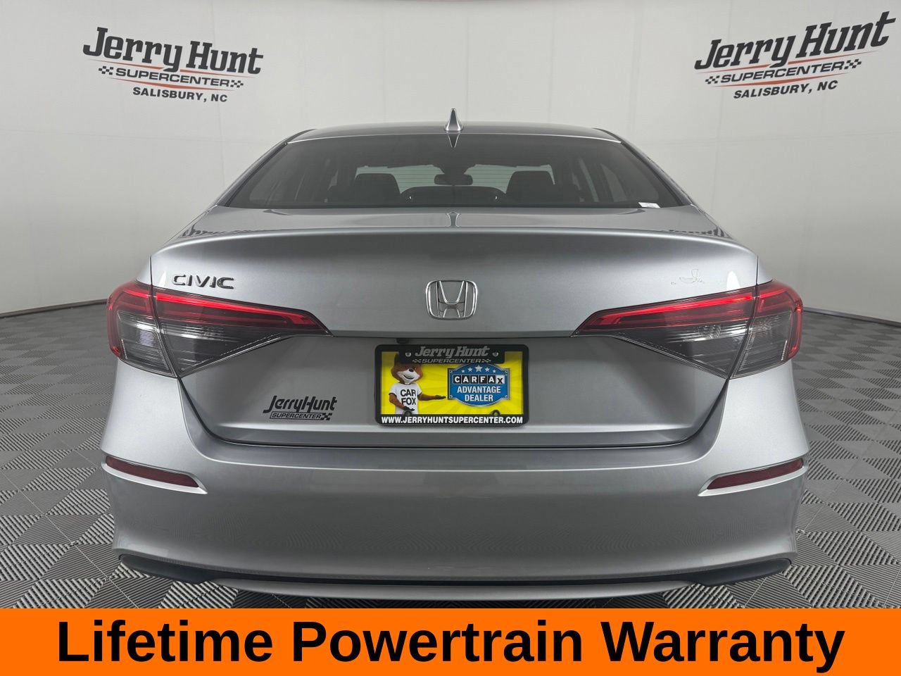 Used 2024 Honda Civic LX image 8