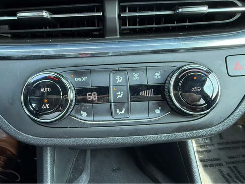 Certified 2024 Buick Envista Preferred w/ Convenience I Package FWD image 21