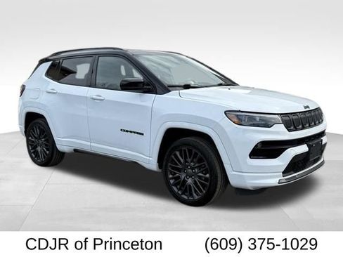 Certified 2022 Jeep Compass High Altitude image 1
