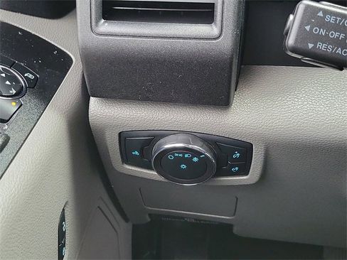 Used 2020 Ford F350 XL w/ Power Equipment Group image 12
