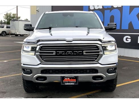 Used 2023 RAM 1500 Laramie AWD/4WD image 3