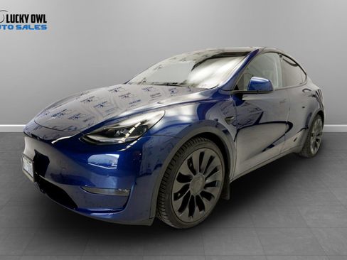 Used 2022 Tesla Model Y Performance AWD/4WD image 27
