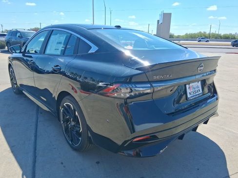 New 2026 Nissan Sentra SR w/ Floor Mat Package FWD image 6