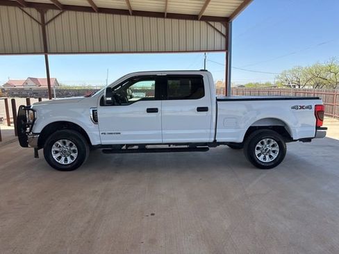 Used 2022 Ford F250 XLT image 4