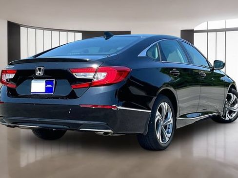 Used 2020 Honda Accord EX image 6