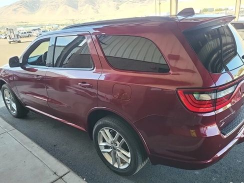 Used 2023 Dodge Durango GT AWD/4WD image 2