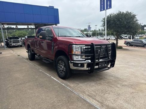 Used 2025 Ford F250 XLT w/ FX4 Off-Road Package AWD/4WD image 2