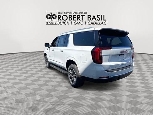 New 2026 GMC Yukon XL Elevation w/ Elevation Premium Package AWD/4WD image 6