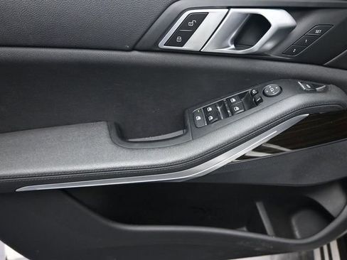 Used 2021 BMW X5 sDrive40i w/ Convenience Package image 16