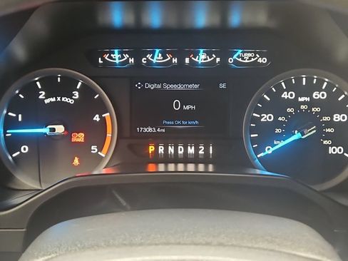 Used 2017 Ford F250 XLT w/ XLT Value Package AWD/4WD image 11