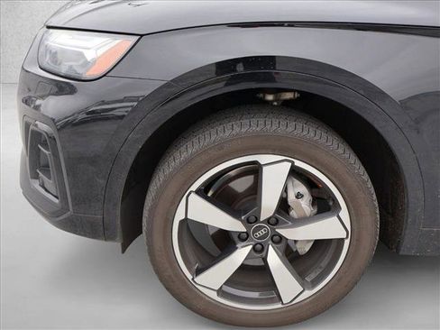 Used 2023 Audi Q5 2.0T Prestige w/ Prestige Package AWD/4WD image 19