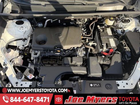 Used 2024 Toyota RAV4 LE image 29