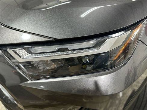 Used 2023 Toyota RAV4 XLE w/ Convenience Package image 9