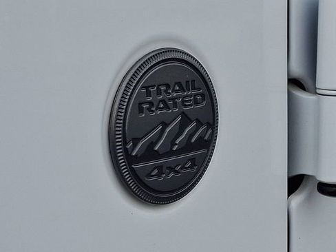 Used 2022 Jeep Wrangler Unlimited Sport AWD/4WD image 30