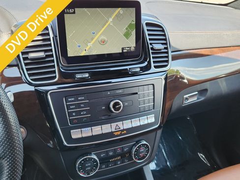 Used 2018 Mercedes-Benz GLS 450 4MATIC image 25