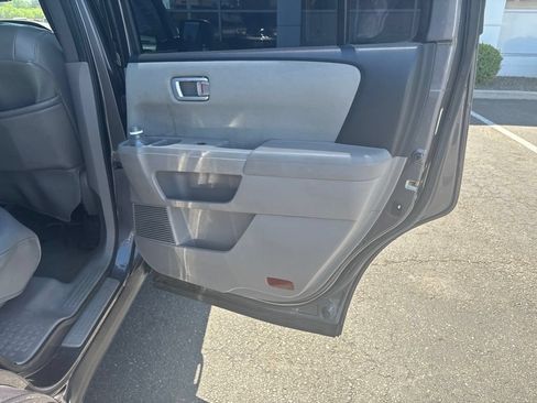 Used 2015 Honda Pilot SE image 12