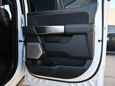 Used 2024 Ford F350 Platinum w/ FX4 Off-Road Package image 20