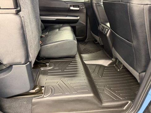 Used 2021 Toyota Tundra SR5 w/ SR5 Leather Package AWD/4WD image 19